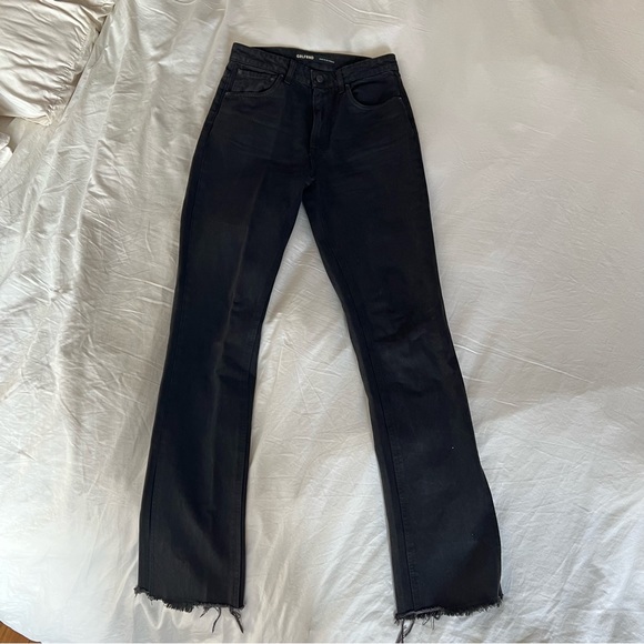 GRLFRND High Rise Black Slim Jean w/ Slit Size 25 - Picture 2 of 4